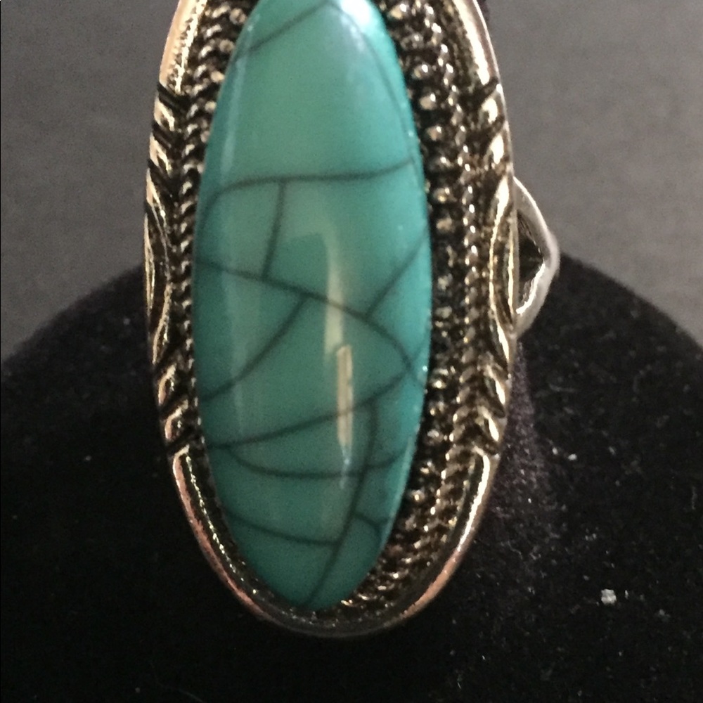 Rings - Picture 5 of 8